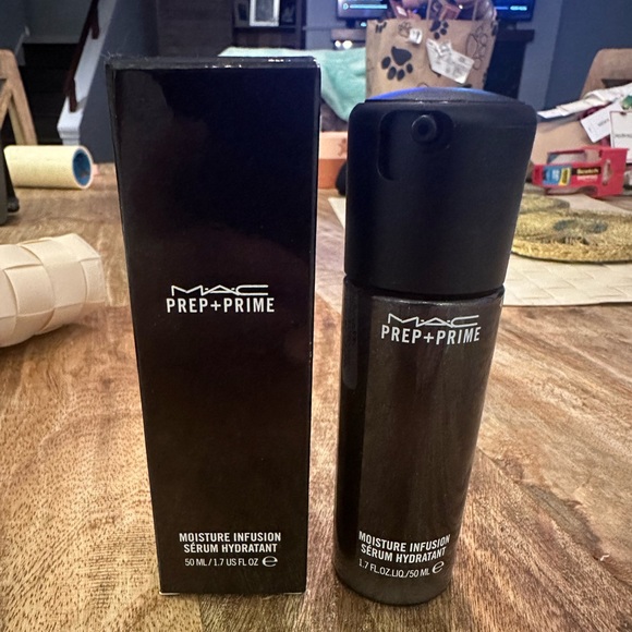 MAC Prep + Prime Moisture Infusion - Picture 10 of 12